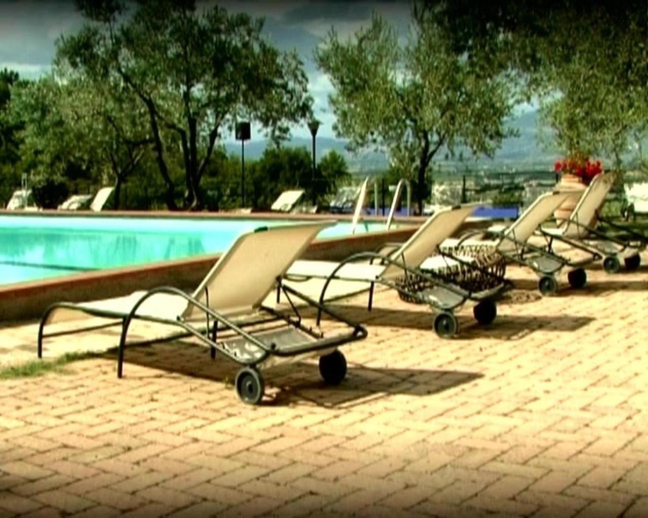 Гостевой дом Il Poggio Dei Pettirossi Беванья Экстерьер фото